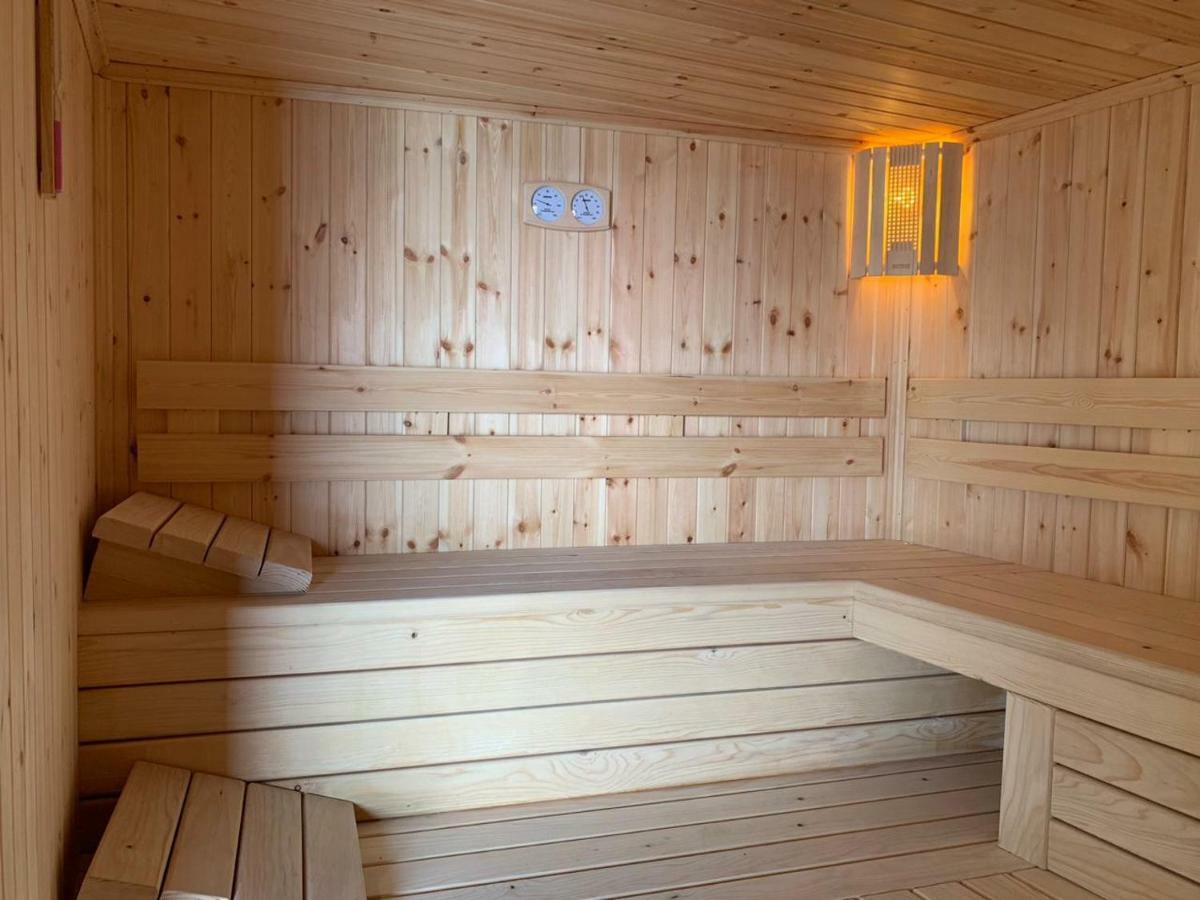 Hotel Shpija E Gjyshit Canaj ภายนอก รูปภาพ